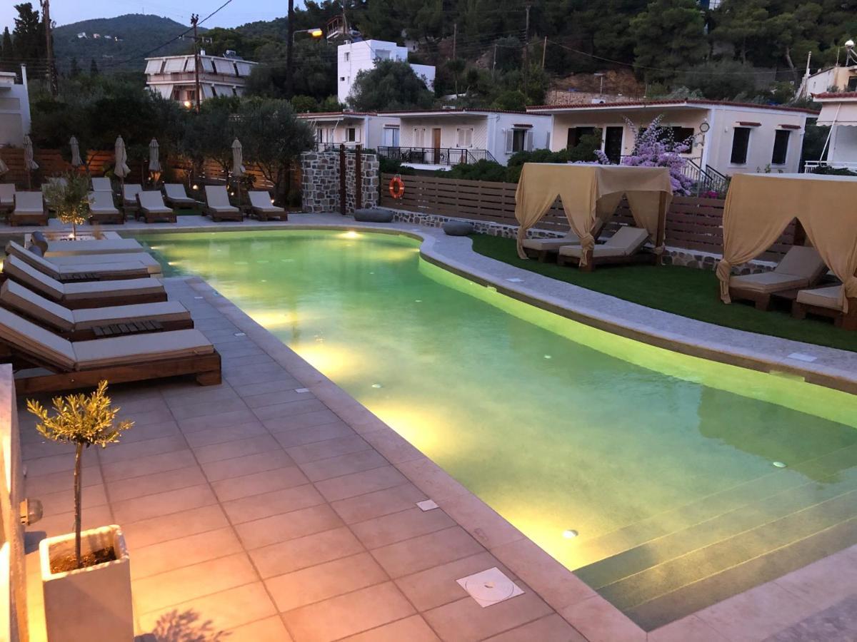 Helen Hotel Poros Town Exterior foto